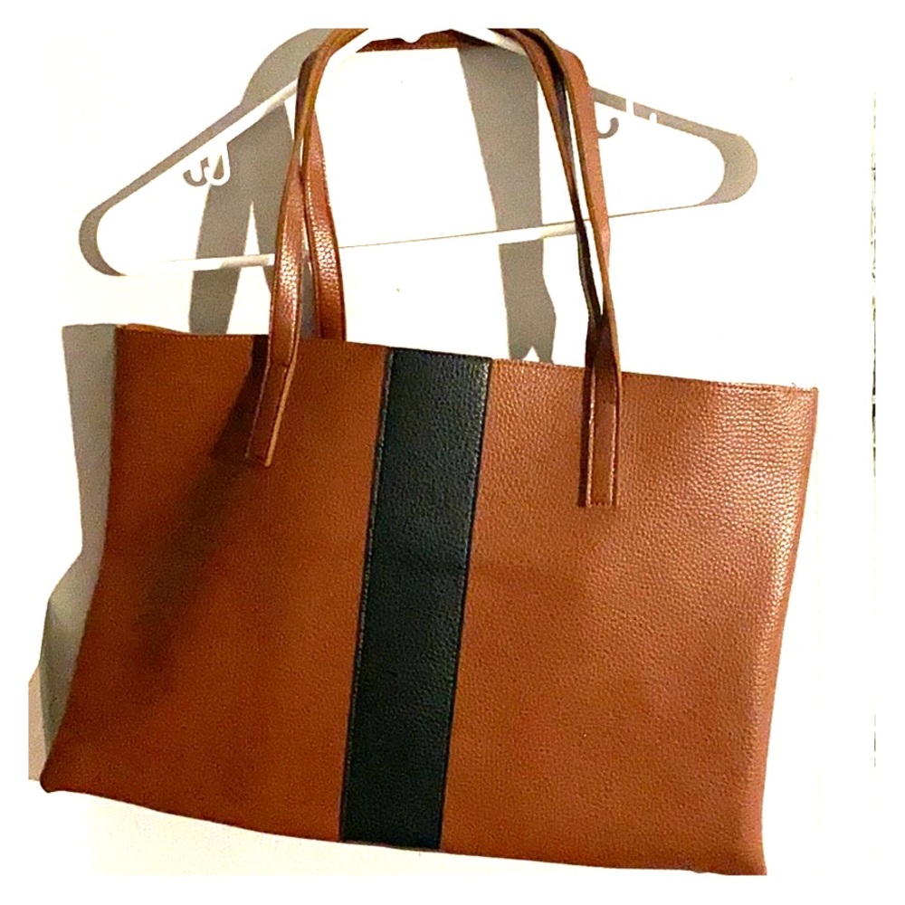 Vince Camuto Tote